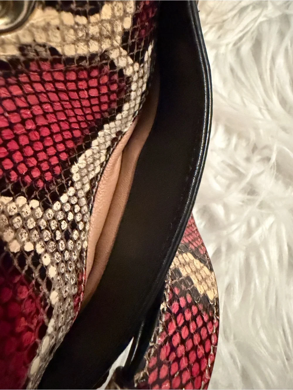 GUCCI Snakeskin Large Arli Top Handle and Shoulder Bag Limited Edition - Picture 13 of 16
